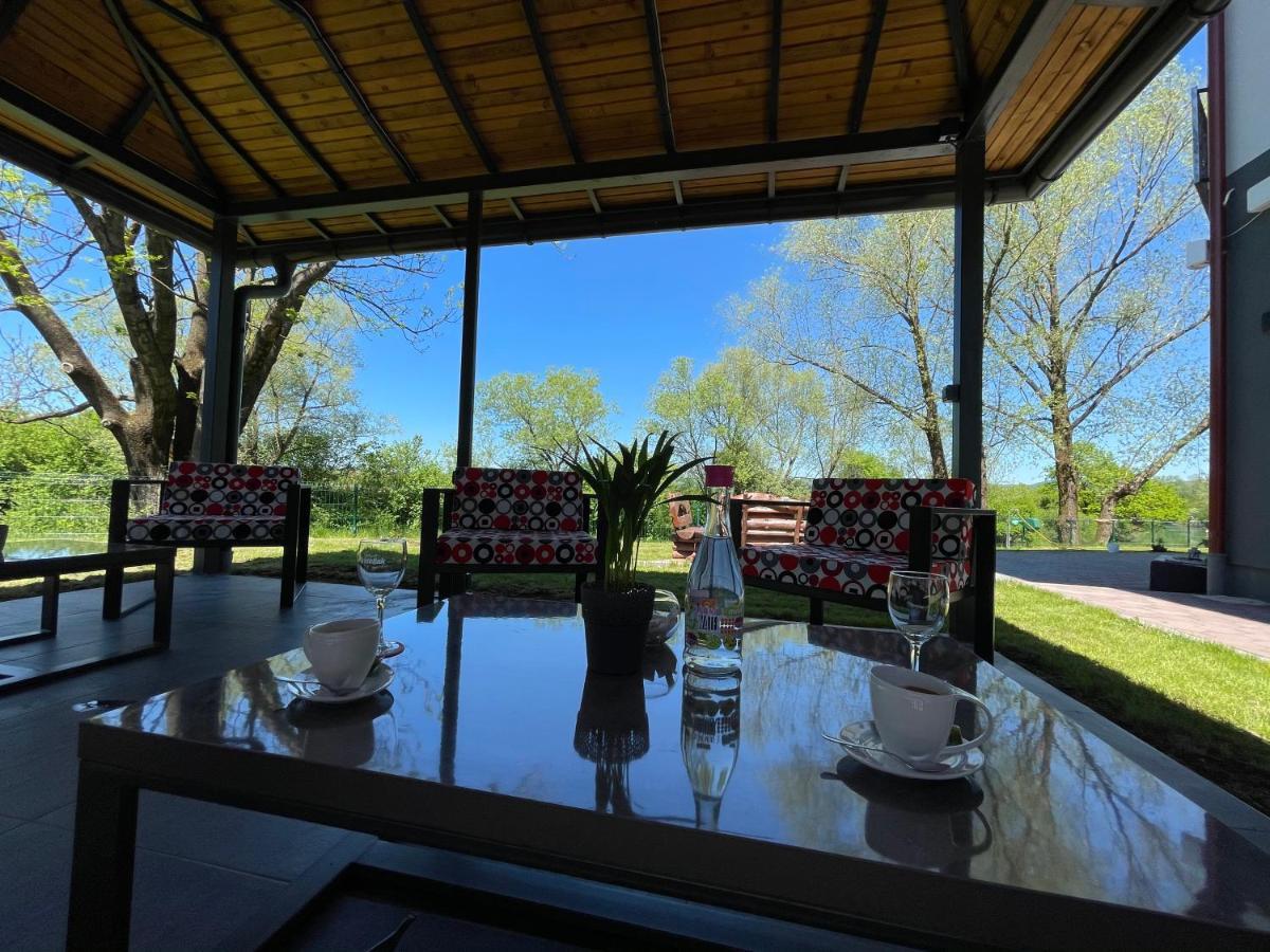 Apartments And Rooms Villa Majestic Bihac Luaran gambar