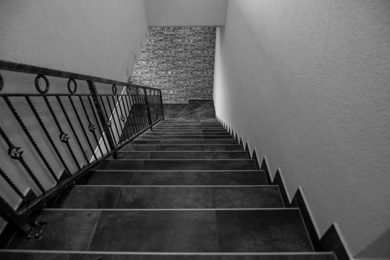 Apartments And Rooms Villa Majestic Bihac Luaran gambar